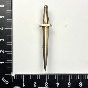 WW2 No 2 Commando Silver Other Ranks Cap Badge Ref:1075