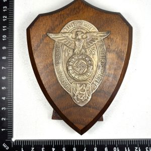 3rd Reich 1933 Braaune Pfingsten Car Rally Badge Ref: 1085