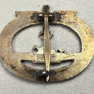 WW2 German Kriegsmarine U-Boat Crew Badge. Maker Marked Ref:1012